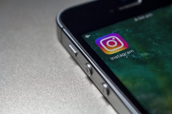 How to delete multiple Instagram accounts